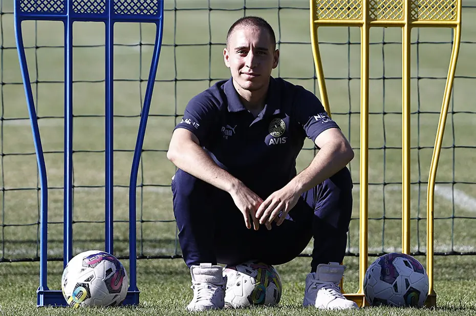 Forma yüzü görmeyen Emre Mor'a sürpriz talip: Fenerbahçe'den karar çıktı - 4