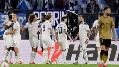 Lazio son 16'ya yükselen ilk takım oldu