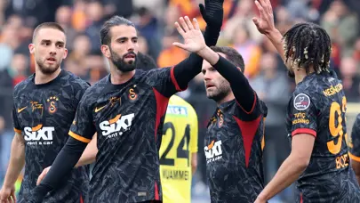 Mertens'in yerini dolduracak isim