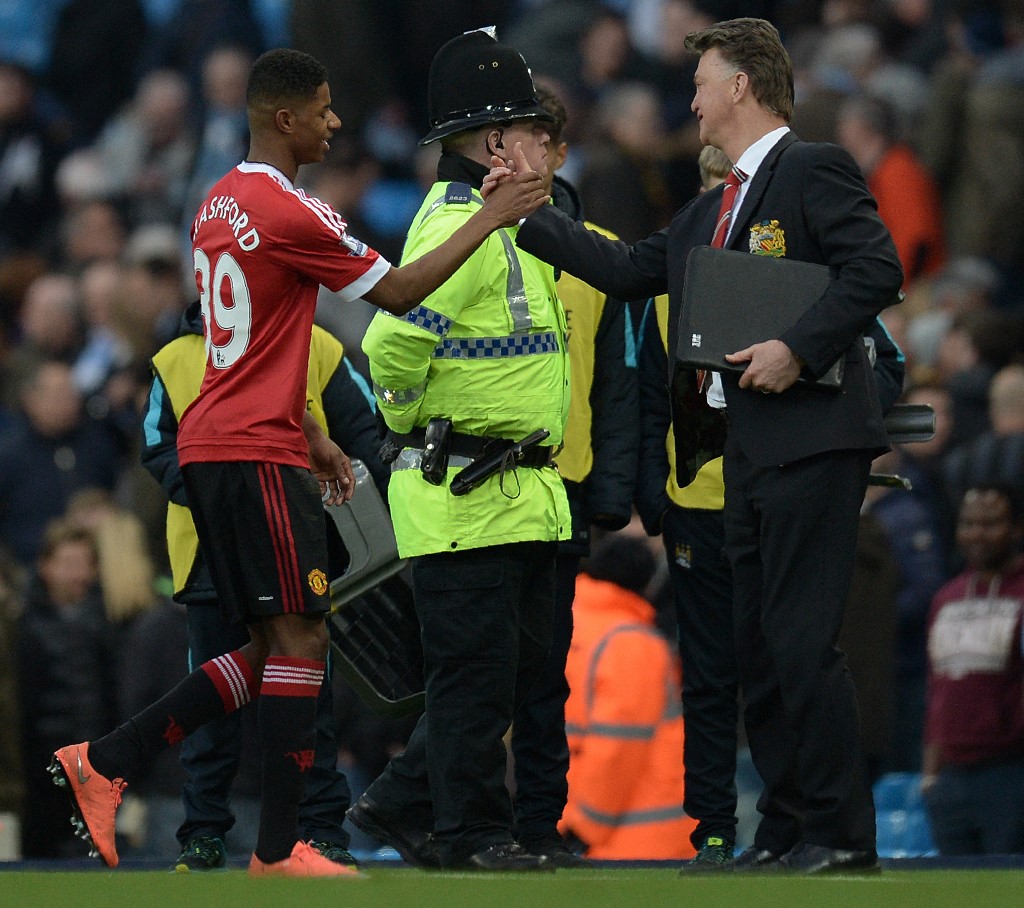 Marcus Rashford: Louis van Gaal bana sürekli para cezası verirdi