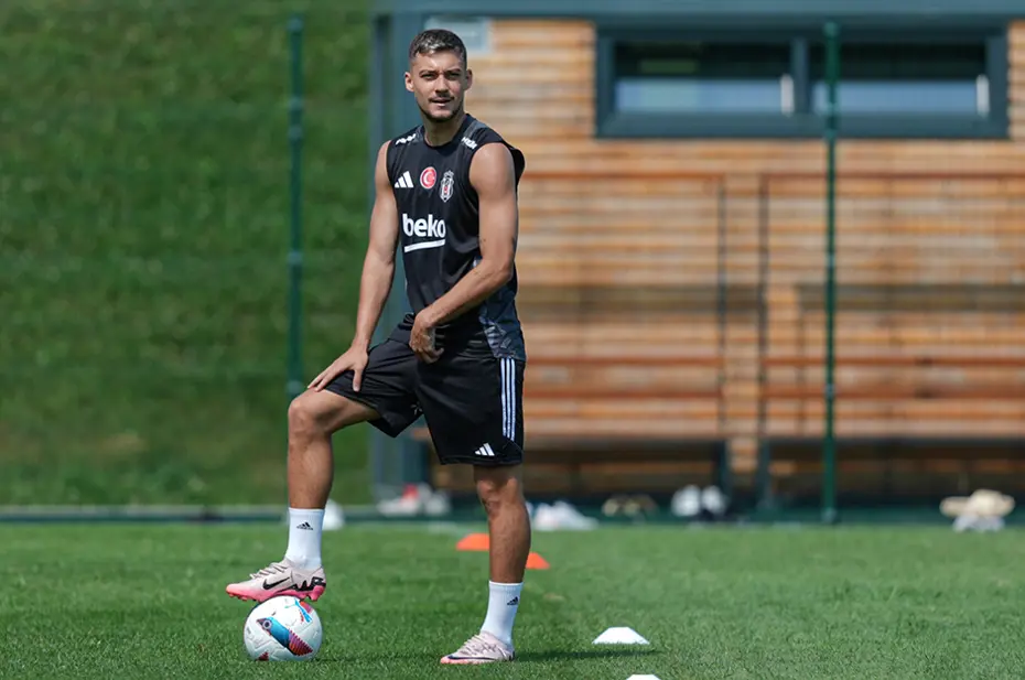 Beşiktaş'a Muçi piyangosu: 15 milyon Euro'luk teklif - 2 Beşiktaş'a Muçi piyangosu: 15 milyon Euro'luk teklif - 2