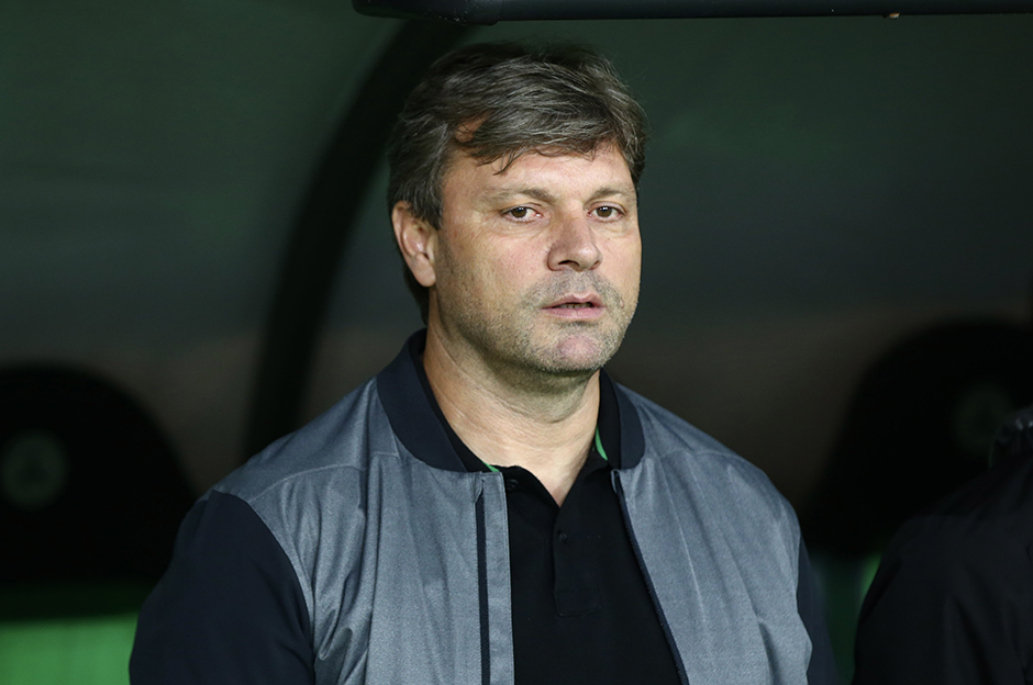 Şampiyonluğa oynayan Kocaelispor'da Ertuğrul Sağlam istifa etti