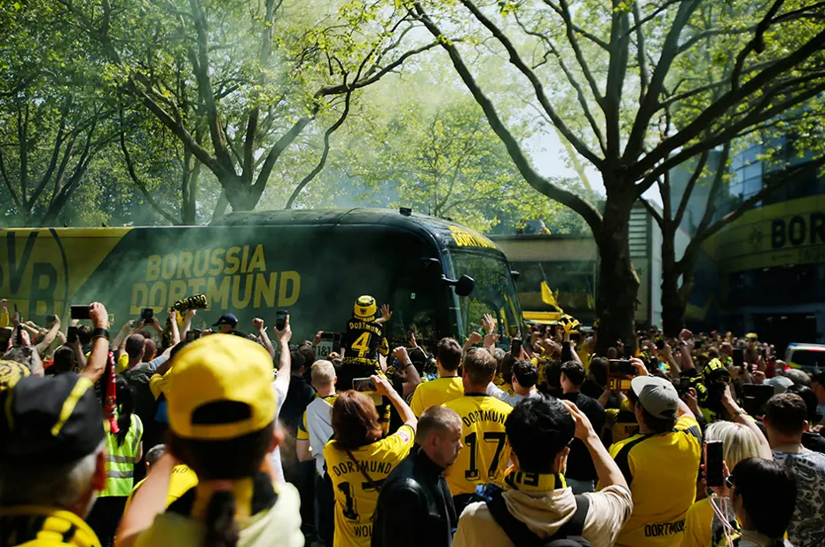 Sarı Duvar yanıyor! - 11