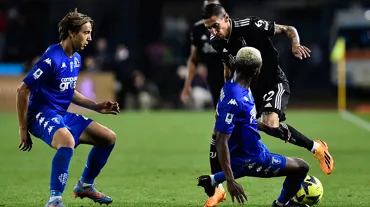 10 puanı silinen Juventus darmadağın! 4 gol yedi
