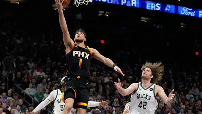 Phoenix Suns evinde Milwaukee Bucks'ı yendi