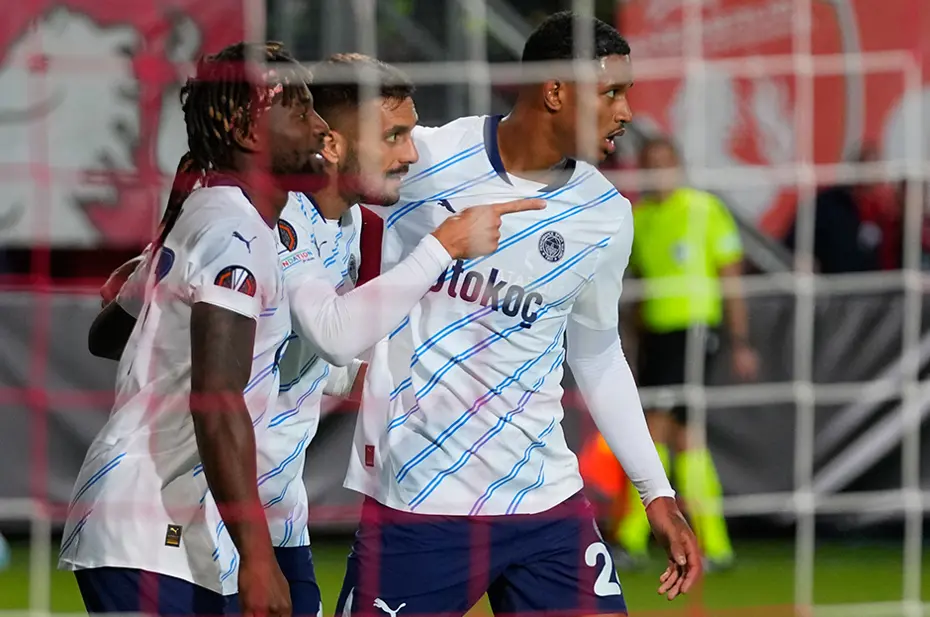 "Defansa 'helal olsun' diyorum" | Spor yazarları Fenerbahçe için ne dedi? - 4