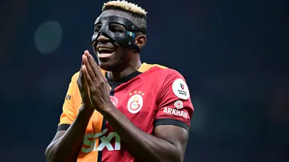 Maça devam edemeyen Osimhen için Okan Buruk'tan karar