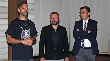 Altay, divan kurulunda buluştu