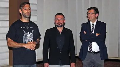 Altay, divan kurulunda buluştu