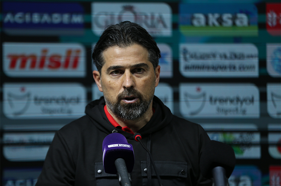 İlhan Palut'un imzası resmiyet kazandı