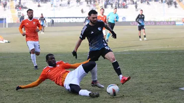 Erzurumspor, Adanaspor'u Eren Tozlu'yla devirdi