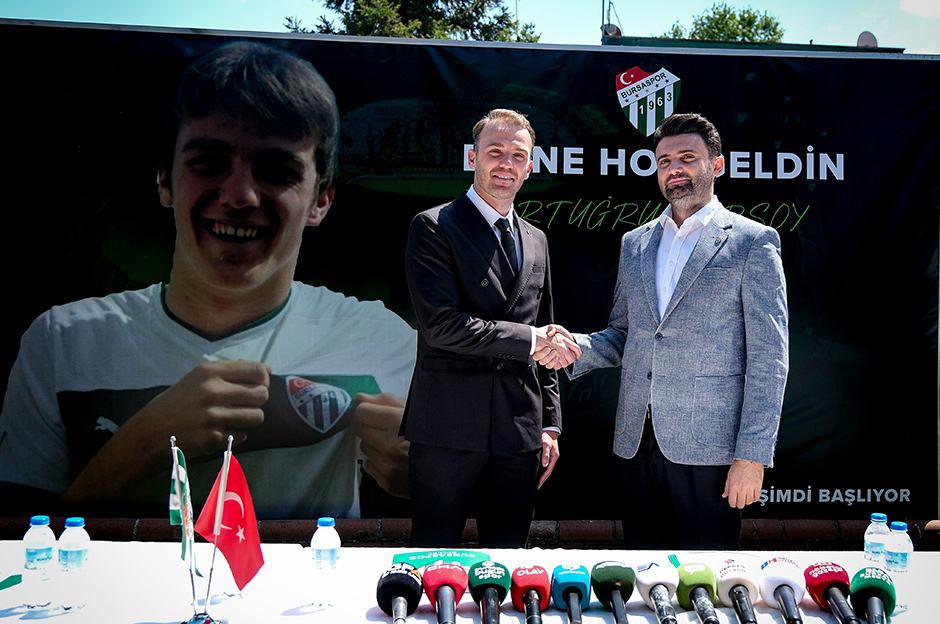 Gaziantep FK'dan ayrılan Ertuğrul Ersoy, Bursaspor'a imza attı