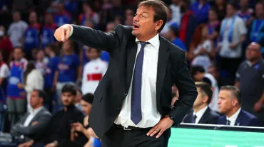 Kızılyıldız, Ergin Ataman'a geçmişi hatırlattı