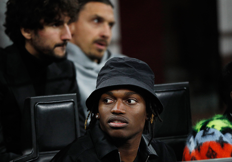 Rafael Leao 2028'e kadar imzayı attı