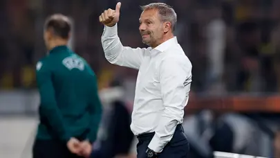 Ajax'ta fatura teknik direktöre kesildi