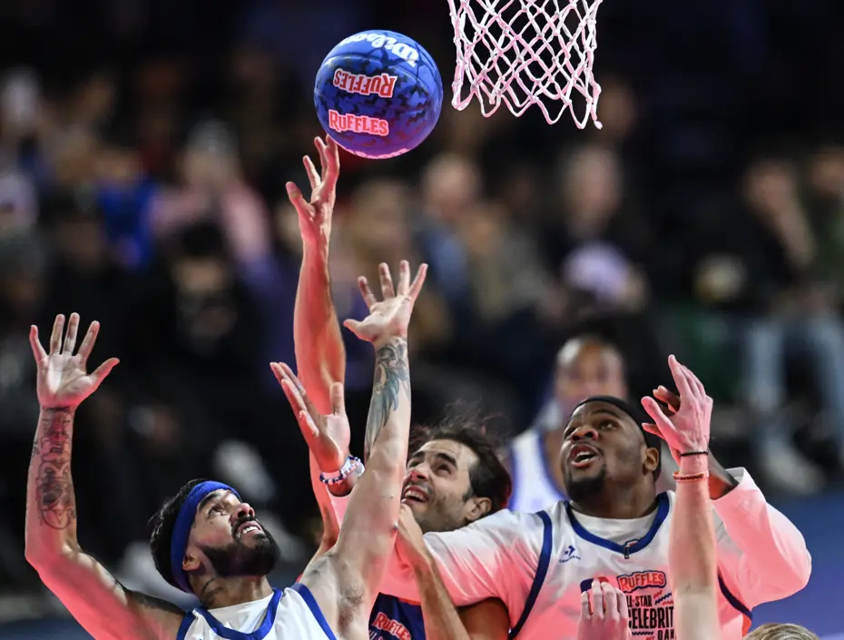 NBA All-Star 2024 Ünlüler Maçı nefesleri kesti - 11