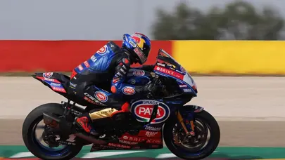 Toprak Razgatlıoğlu'ndan Çekya'da superpole zaferi