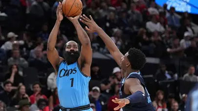 Los Angeles Clippers 20 sayı farkla kazandı