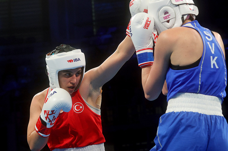 Kadınlar Dünya Boks Şampiyonası'nda 4 madalya garanti