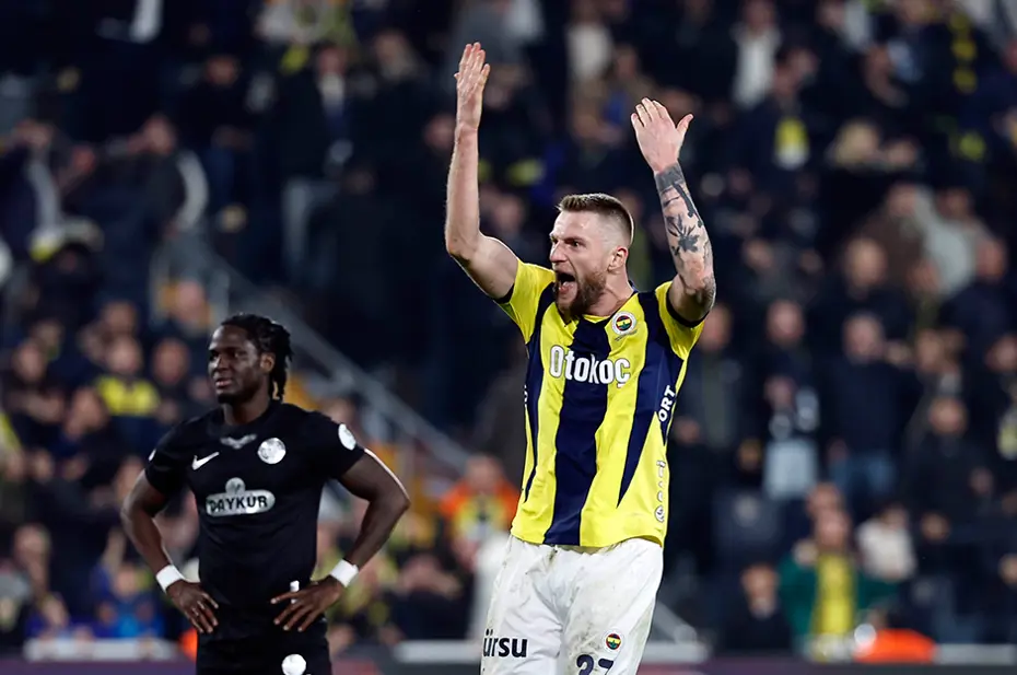 Fenerbahçe'de yeni sezonun ilk 2 transferi şimdiden belli: Taraftarları çok sevindirecek isimler - 5