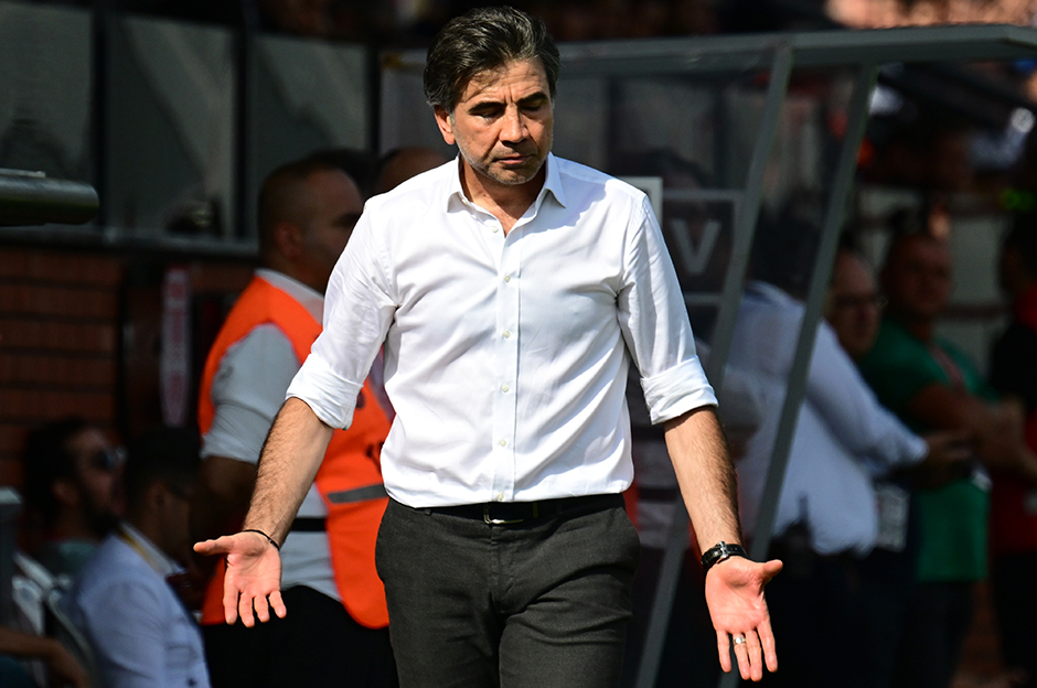 Osman Özköylü'nün sözleşmesi feshedildi