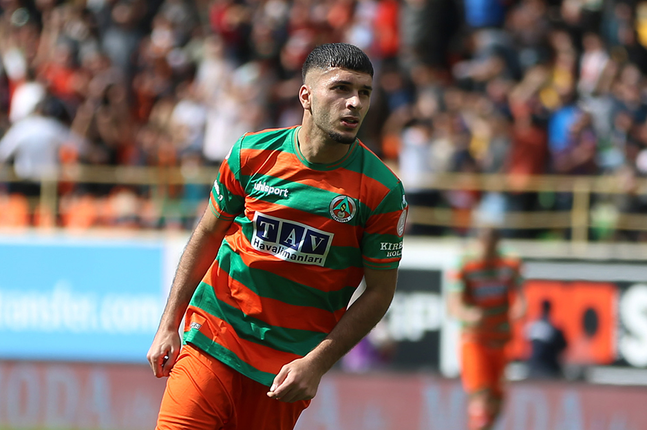 "Koç'tan Özbek'e Oğuz çalımı" | Sporun manşetleri (15 Temmuz 2024)