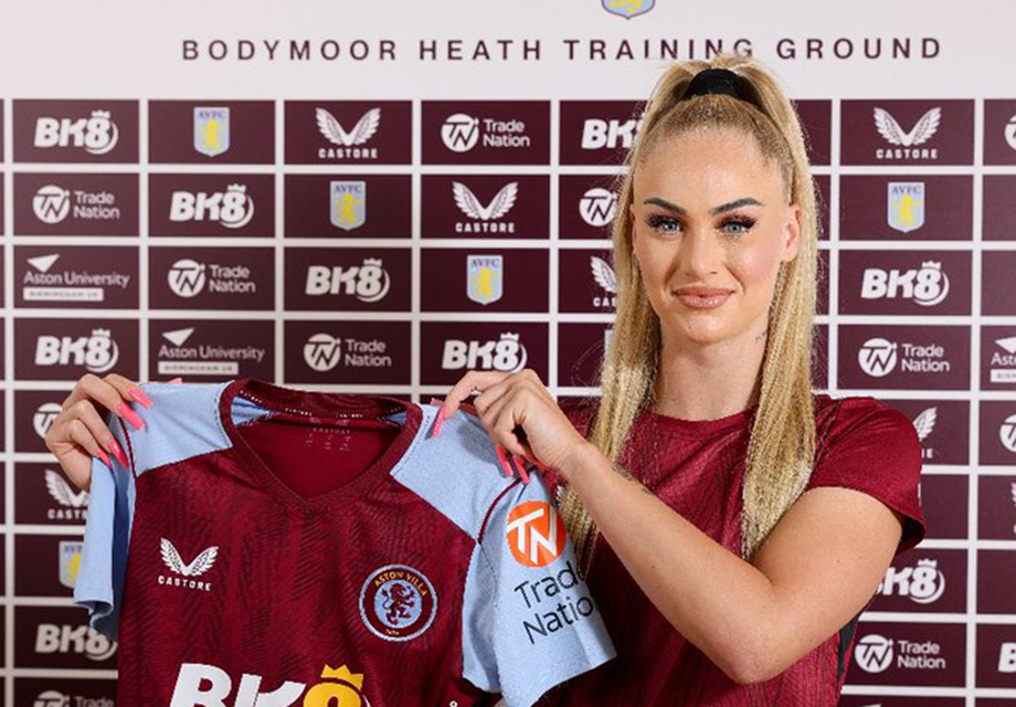 Aston Villa takımı ligdeki ilk maçına çıkmaktan korkuyor