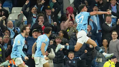 Manchester City'yi 90+4'te Matheus Nunes kurtardı
