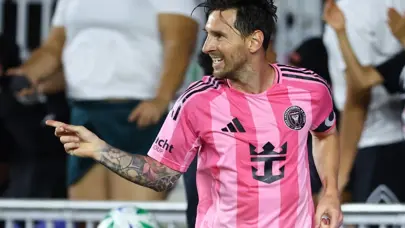 Messi ile görüşmelere başlandı: Milyonlarca futbolseverin hayali gerçek oluyor