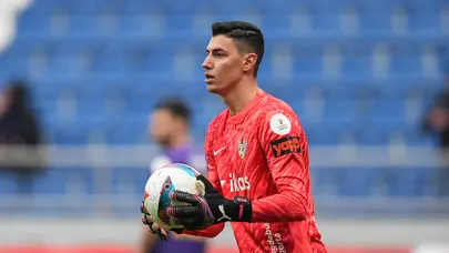 Berke Özer'in transferiyle ilgili kritik hamle: "Dün itibarıyla anlaştık"