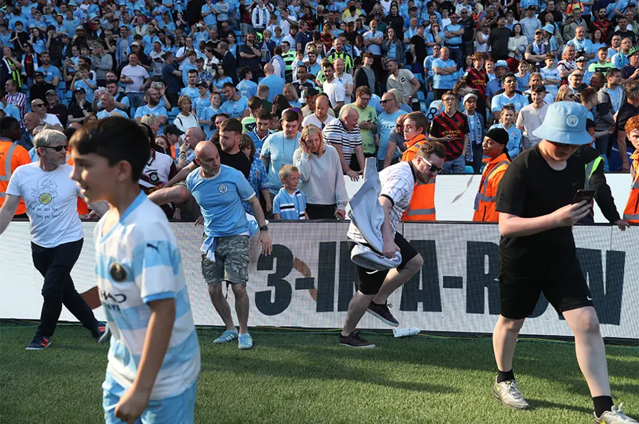 Manchester City'nin şampiyonluk kutlamalarına soruşturma - 4