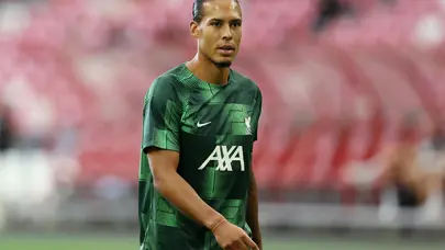 Liverpool'da yeni kaptan Virgil van Dijk
