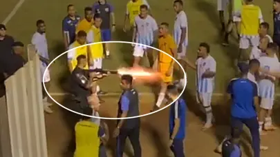 Dünya bu görüntüyü konuşuyor: Polis futbolcuyu bacağından vurdu