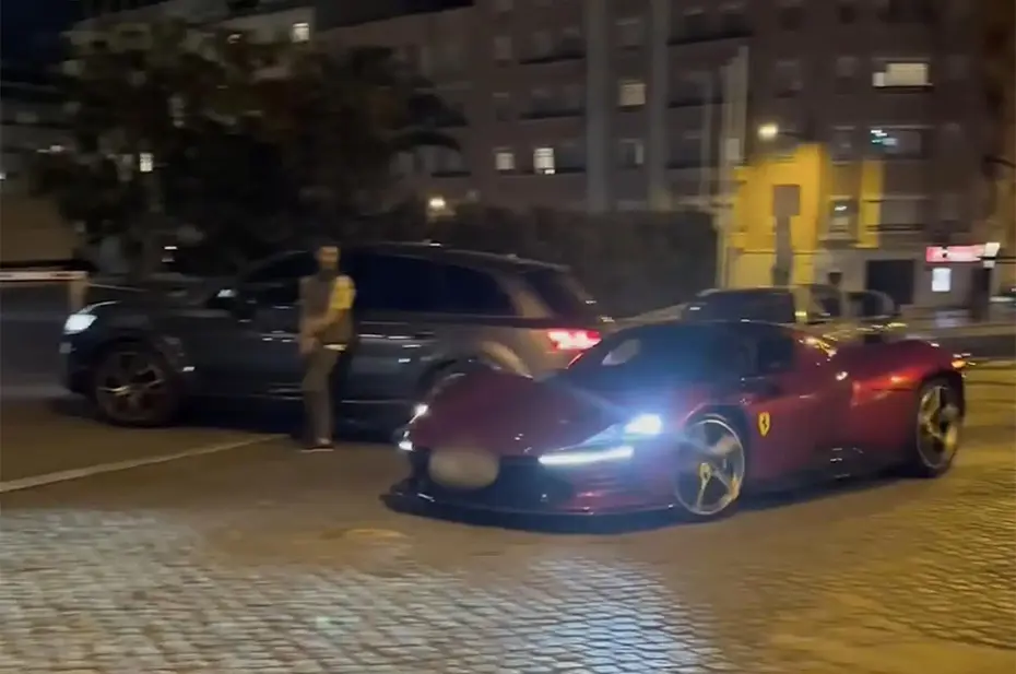 Cristiano Ronaldo 87 milyon liralık yeni oyuncağıyla görüntülendi - 3