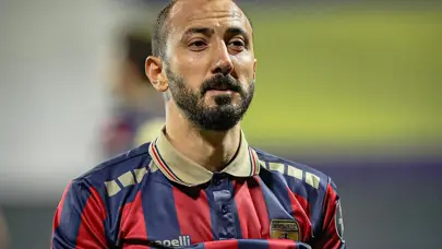 Ahmet İlhan Özek gözden çıkarıldı: "Kendine kulüp bul"