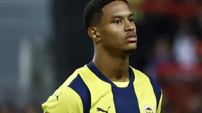 Fenerbahçe'ye Cengiz Ünder ve Oosterwolde'den kötü haber