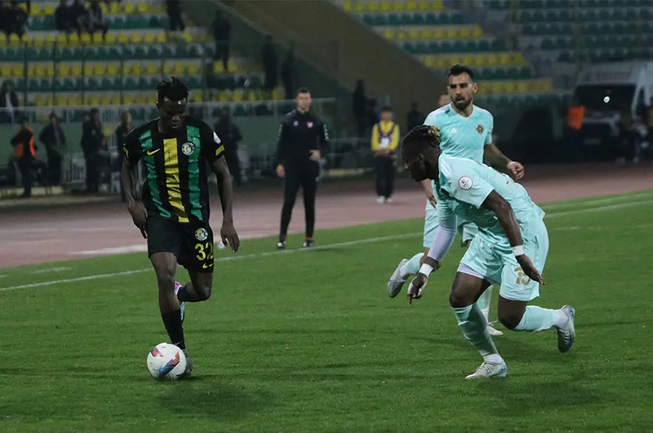 Fenerbahçe açıklamasına düzeltme: Şanlıurfaspor'dan Ogundu için bir paylaşım daha - 2 Fenerbahçe açıklamasına düzeltme: Şanlıurfaspor'dan Ogundu için bir paylaşım daha - 2