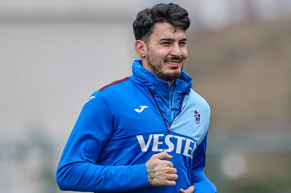 Dev maç öncesi son durum: Trabzonspor - Fenerbahçe (Eksikler ve muhtemel 11'ler) - 4 Dev maç öncesi son durum: Trabzonspor - Fenerbahçe (Eksikler ve muhtemel 11'ler) - 4
