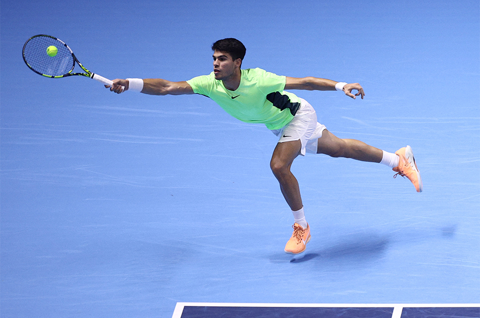 Carlos Alcaraz, ATP Finalleri'ne yenilgiyle başladı