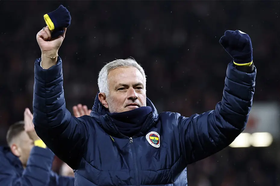 Jose Mourinho'dan Fenerbahçe kararı: İngilizlerin iddiası gündeme bomba gibi düşmüştü - 6 Jose Mourinho'dan Fenerbahçe kararı: İngilizlerin iddiası gündeme bomba gibi düşmüştü - 6