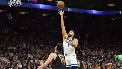 Minnesota seriyi 3-0 yaptı, Dallas ve Indiana öne geçti