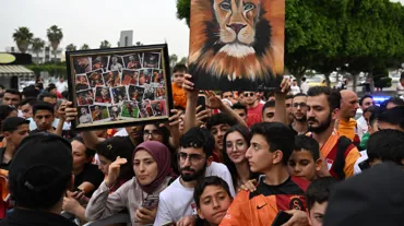 Galatasaray'a Adana'da coşkulu karşılama