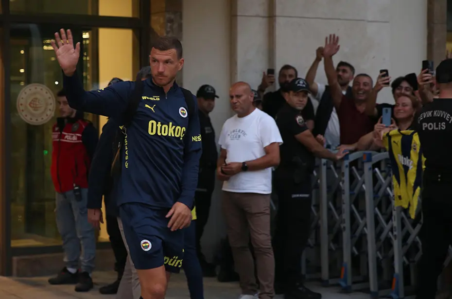 Fenerbahçe'den 2 maçlık Edin Dzeko kararı - 4