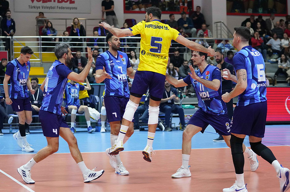 Kupa Voley'de finalin adı belli oldu