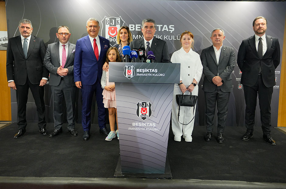 Serdal Adalı'dan bayramlaşma töreninde açıklama