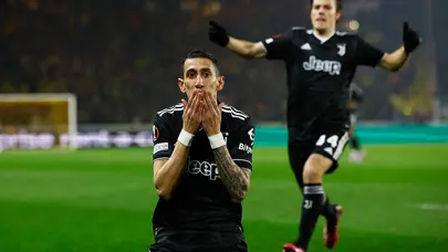 Di Maria'nın şov yaptığı maçta tur Juventus'un oldu