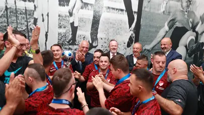 Fenerbahçe'den Down Sendromlu Futsal Milli Takımı'na forma jesti