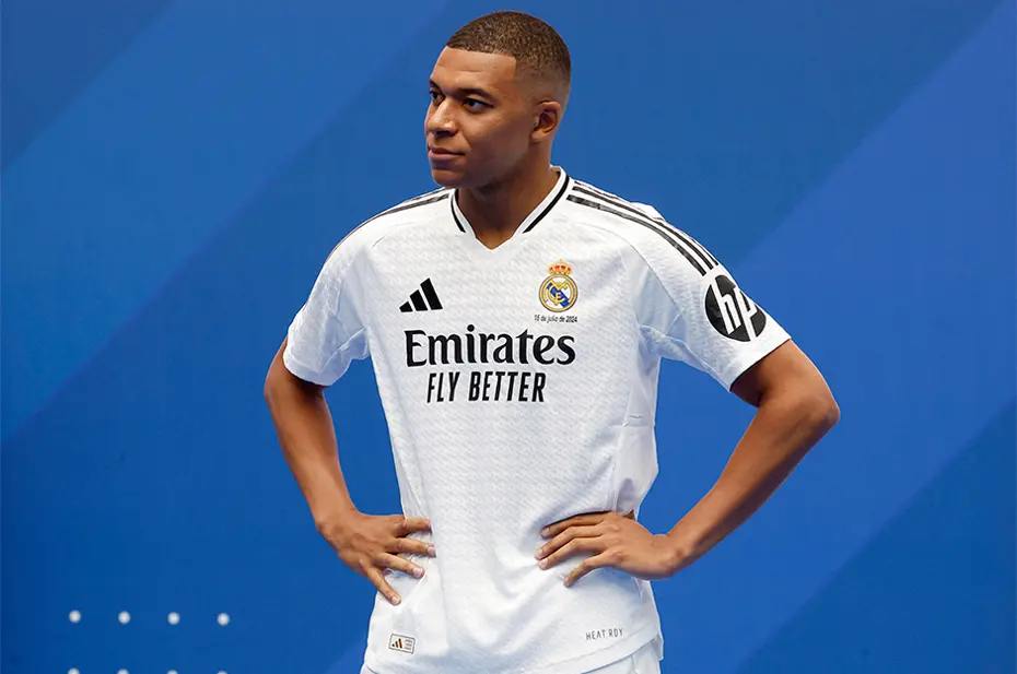 Kylian Mbappe resmen Real Madrid'de: Santiago Bernabeu'da imza töreni - 7 Kylian Mbappe resmen Real Madrid'de: Santiago Bernabeu'da imza töreni - 7