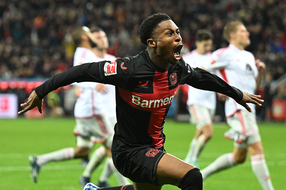 Bundesliga'da Leverkusen fırtınası
