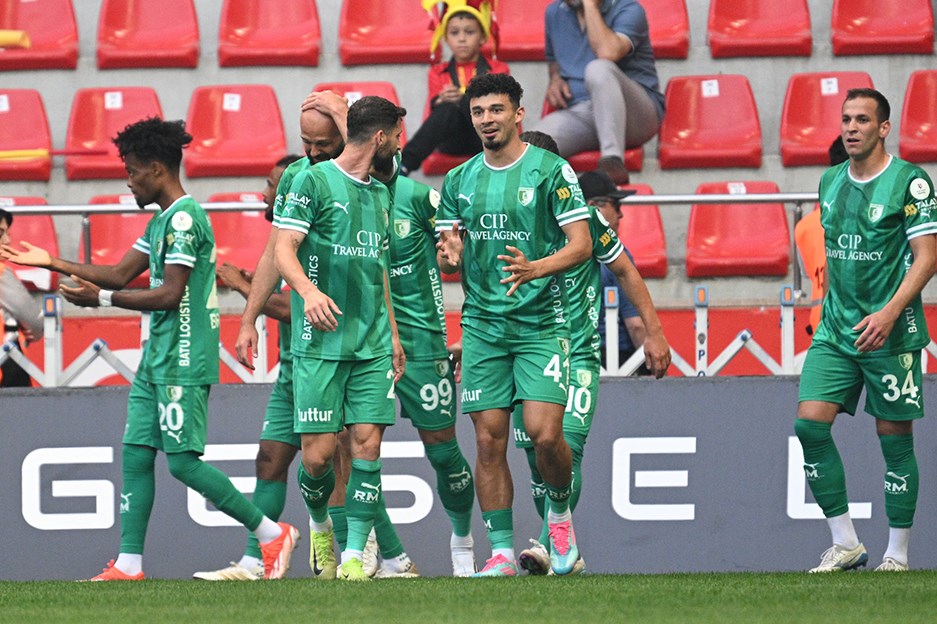 SON DAKİKA | Süper Lig'de küme düşen son takım belli oldu